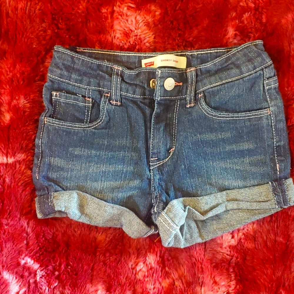 Levi's shorty shorts